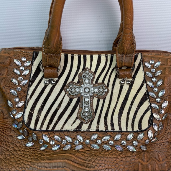 (113) Women's Animal Print and Cross Handbag Purse - Picture 3 of 7